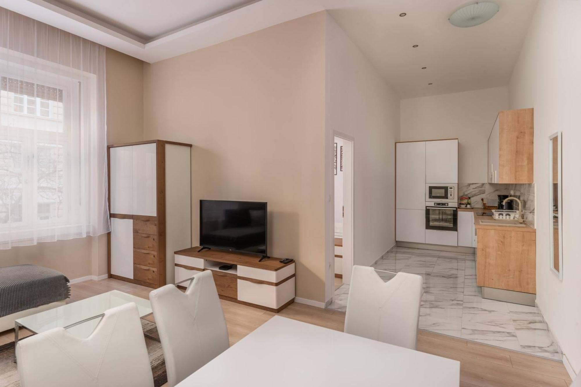 Apartment With 2 Bedrooms Near Gellert Thermal Bath Budapest Extérieur photo