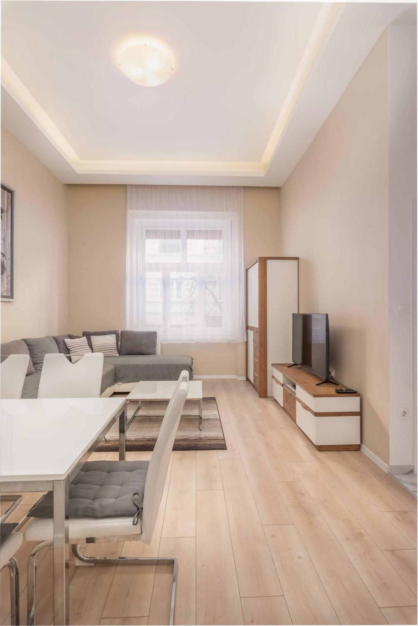 Apartment With 2 Bedrooms Near Gellert Thermal Bath Budapest Extérieur photo